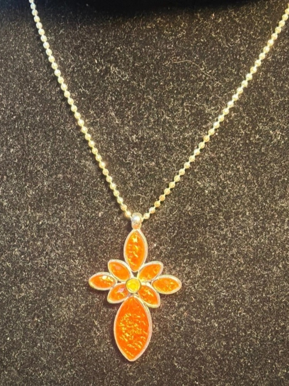 Howards wholesale Orange Floral Pendant Necklace